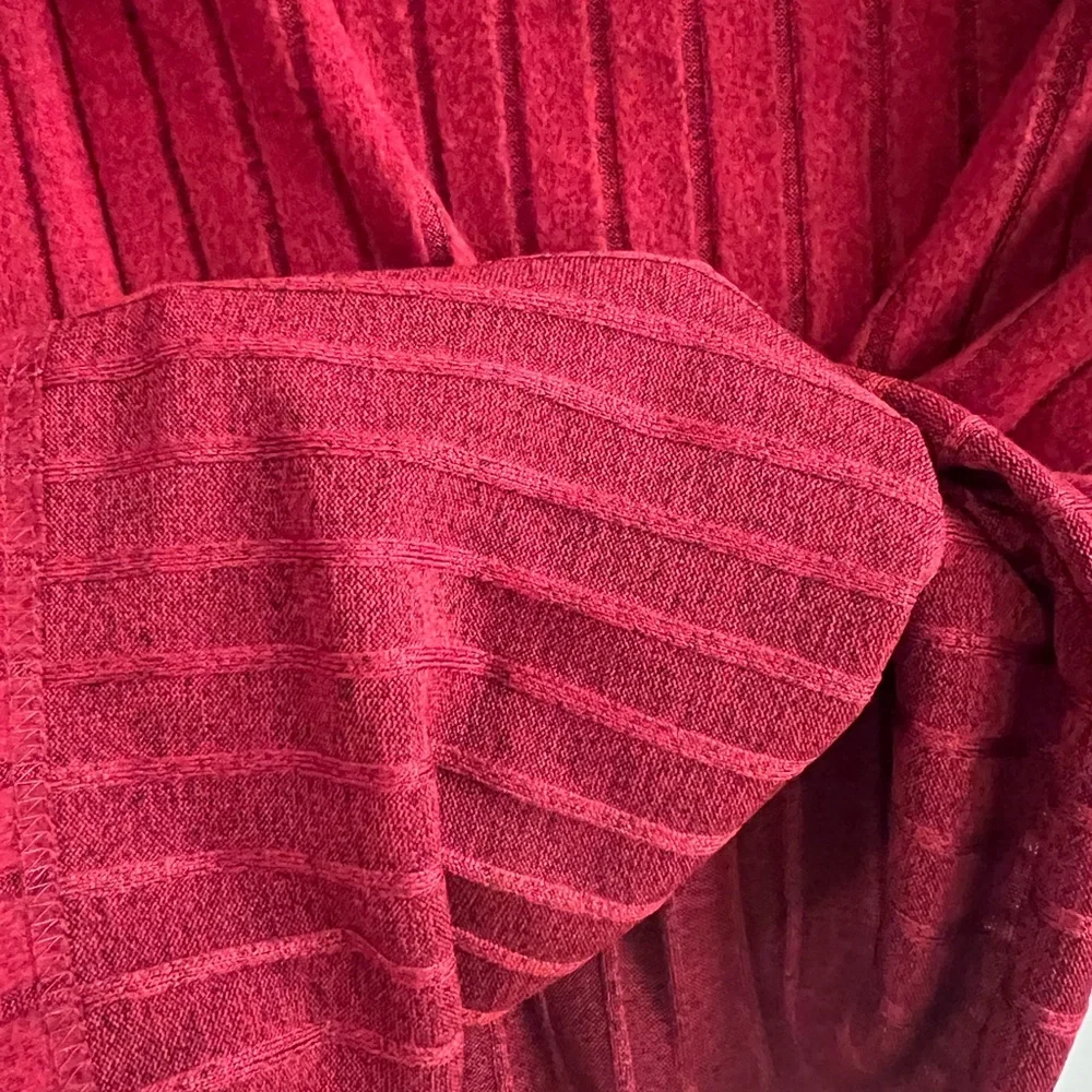 Red Ribbed Knit Sweater - Picture 6 of 7